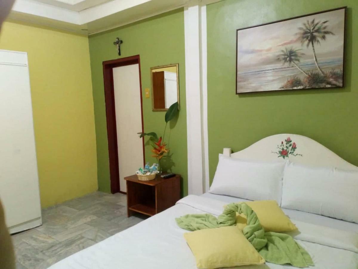 פנגלאו Traville Huts Palm Beach Inn מראה חיצוני תמונה