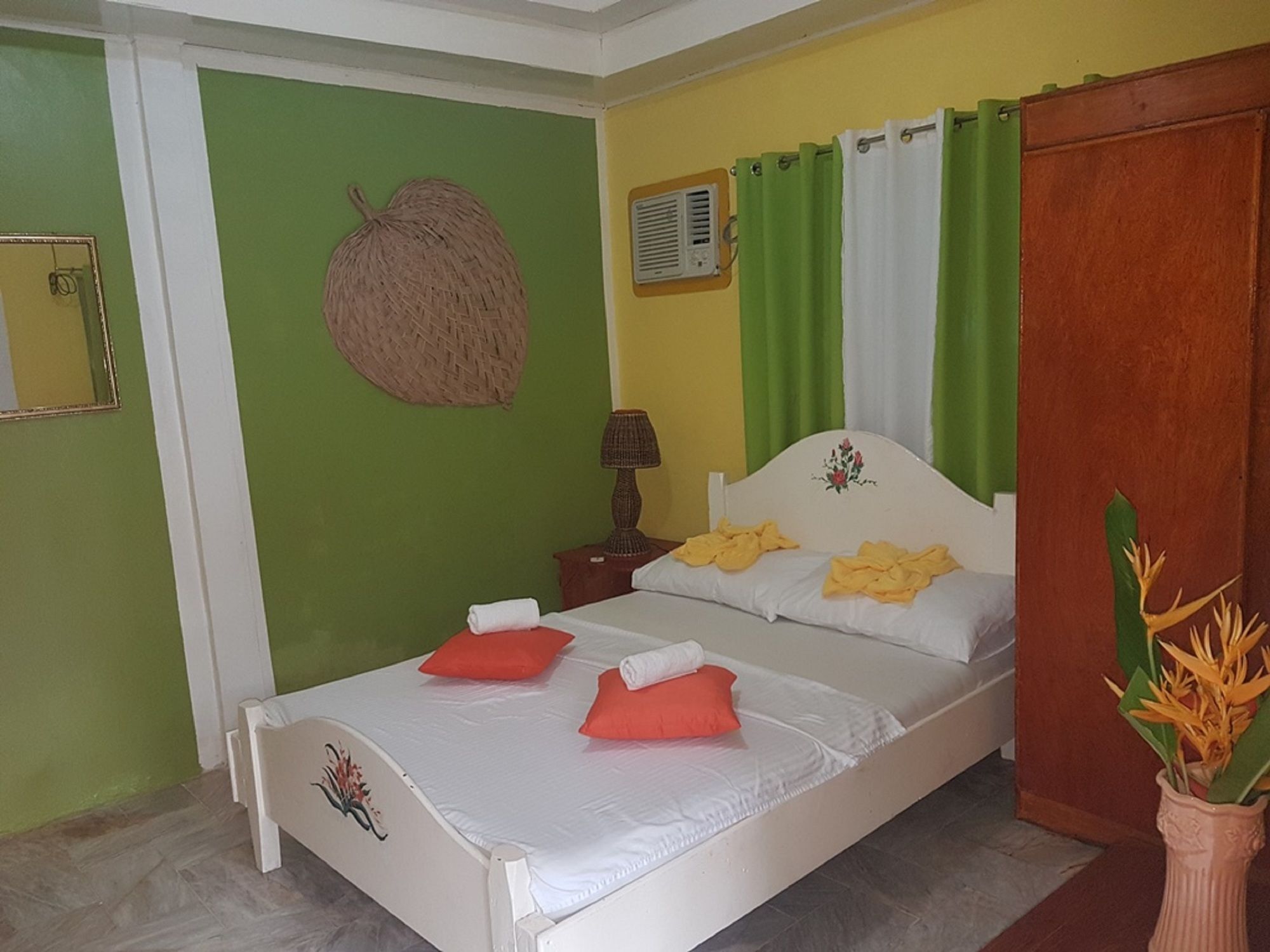 פנגלאו Traville Huts Palm Beach Inn מראה חיצוני תמונה